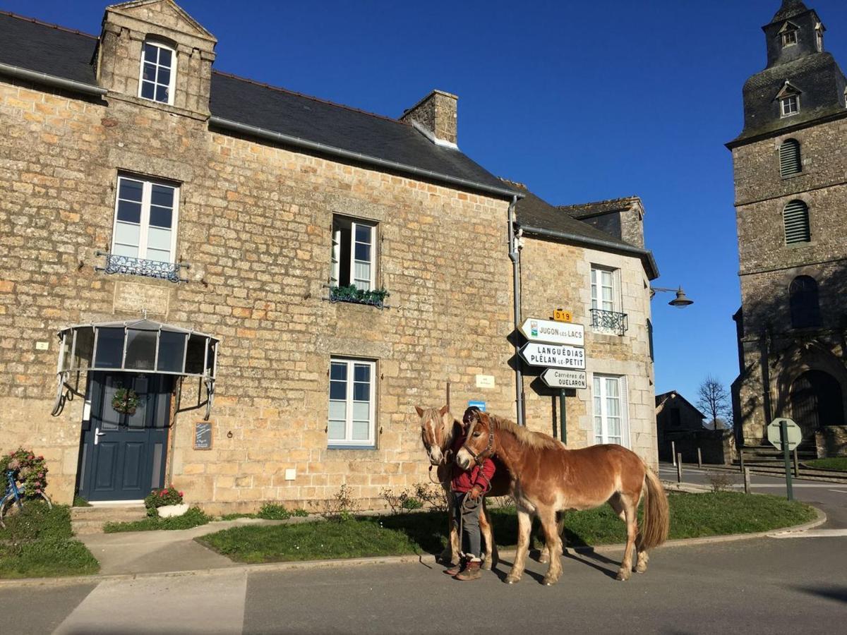 La Suite Tremignon Mégrit Exterior photo